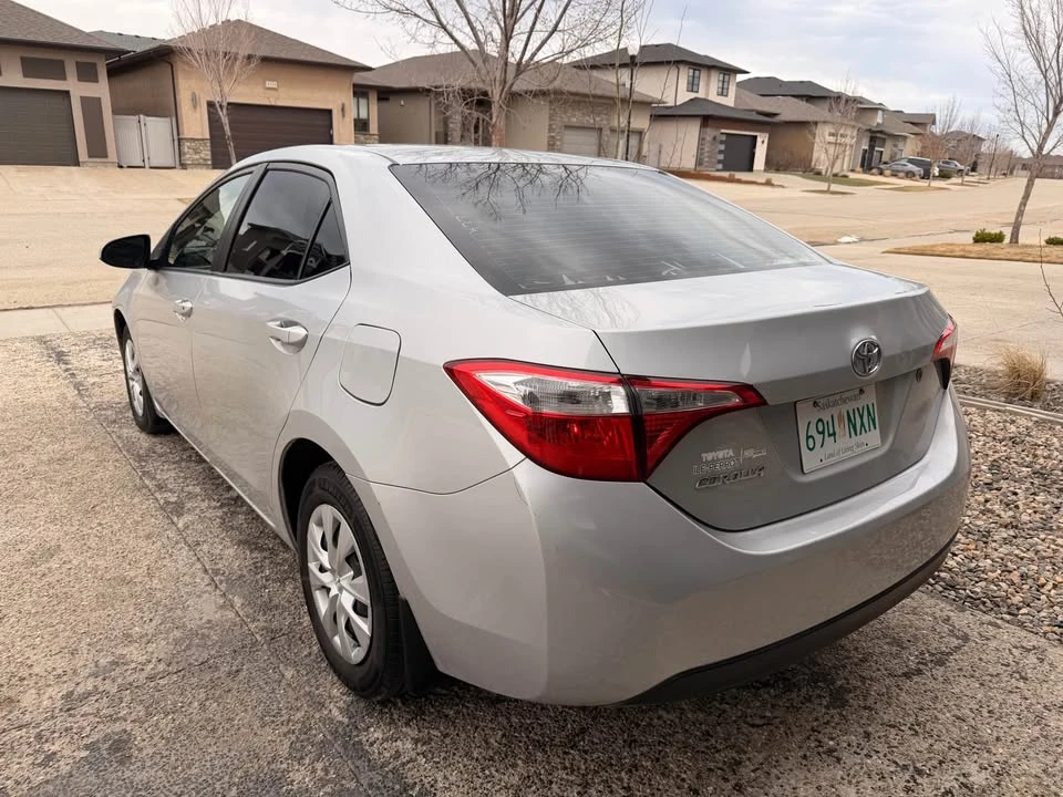 2015 Toyota Corolla 11th Gen - Image 5 of 12