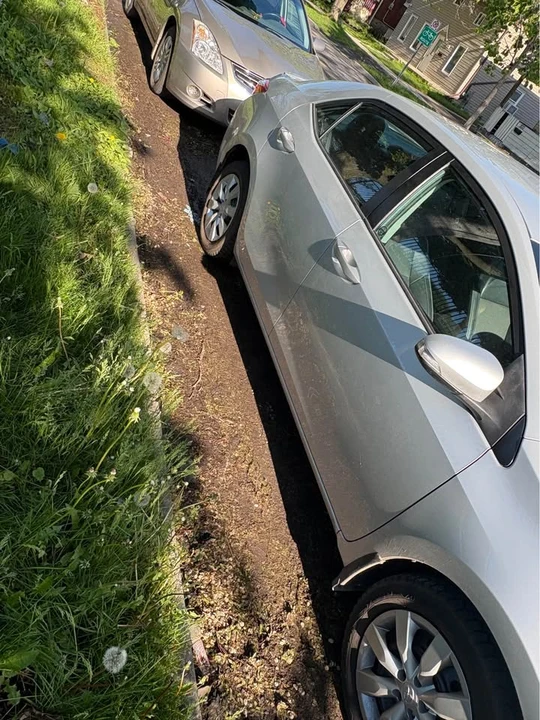 2015 Toyota Corolla 11th Gen - Image 6 of 11