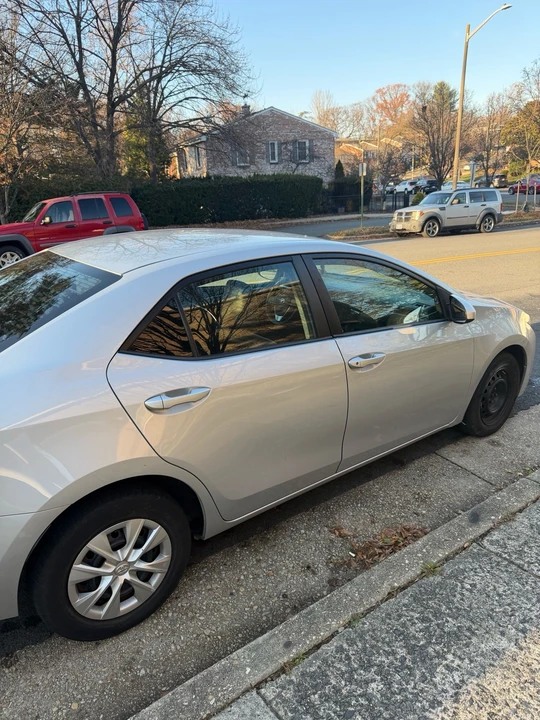 2015 Toyota Corolla 11th Gen - Image 3 of 9