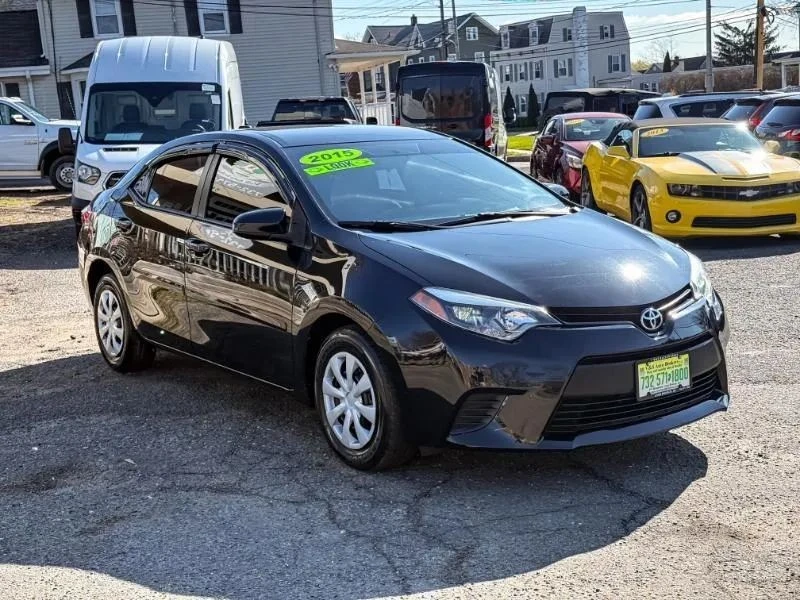 2015 Toyota Corolla 11th Gen - Image 3 of 12