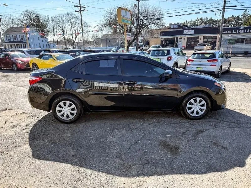 2015 Toyota Corolla 11th Gen - Image 4 of 12