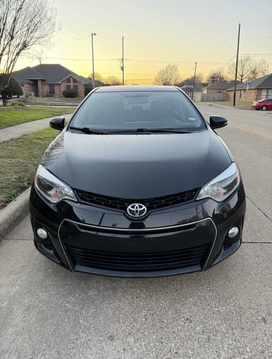 2015 Toyota Corolla 11th Gen - Image 5 of 11