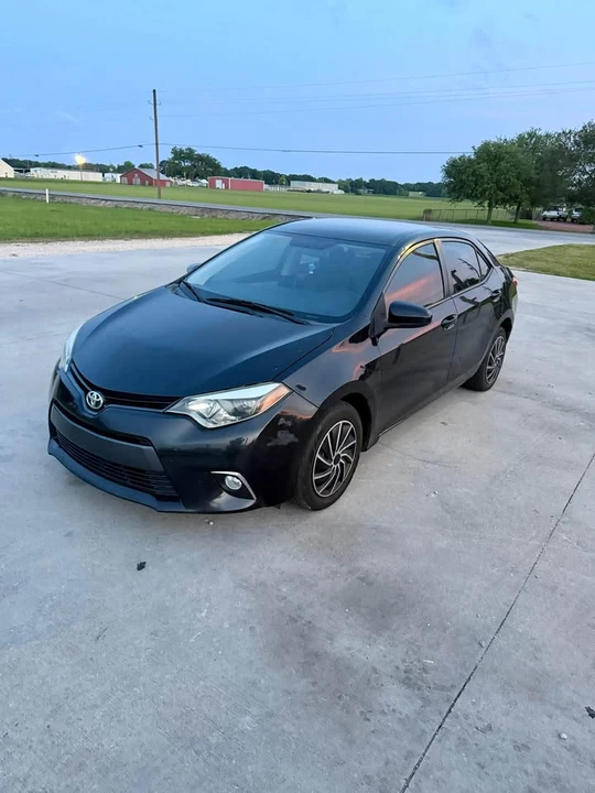 2015 Toyota Corolla 11th Gen - Image 5 of 6