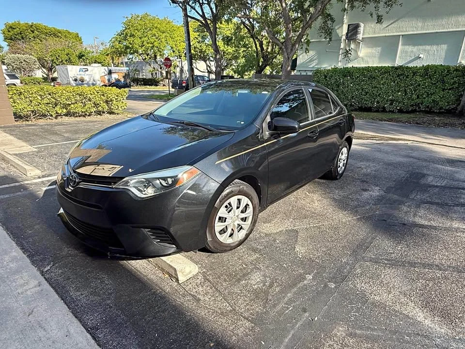 2015 Toyota Corolla 11th Gen - Image 1 of 11