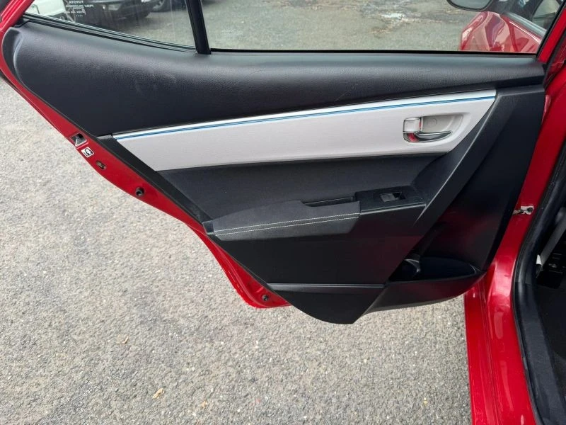 2015 Toyota Corolla 11th Gen - Image 10 of 12