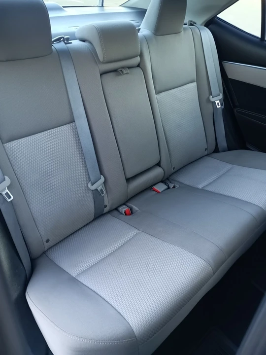 2015 Toyota Corolla 11th Gen - Image 15 of 18