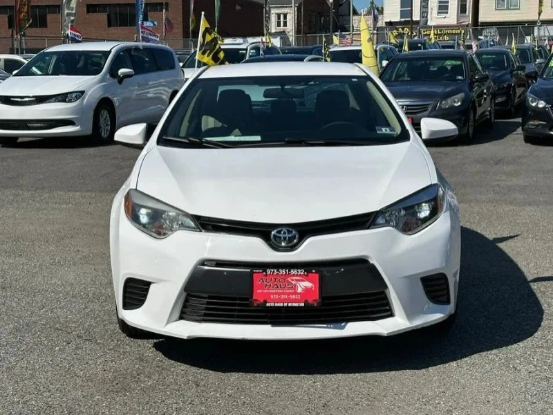 2015 Toyota Corolla 11th Gen - Image 2 of 12