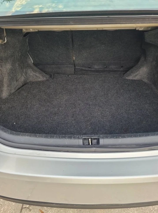 2015 Toyota Corolla 11th Gen - Image 11 of 12