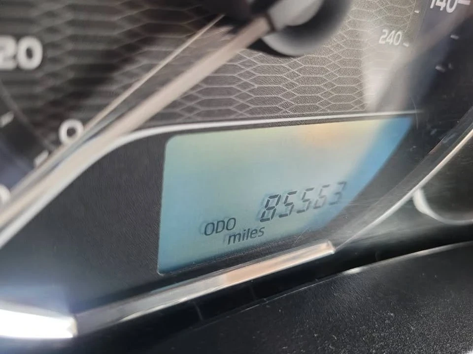 2015 Toyota Corolla 11th Gen - Image 9 of 12