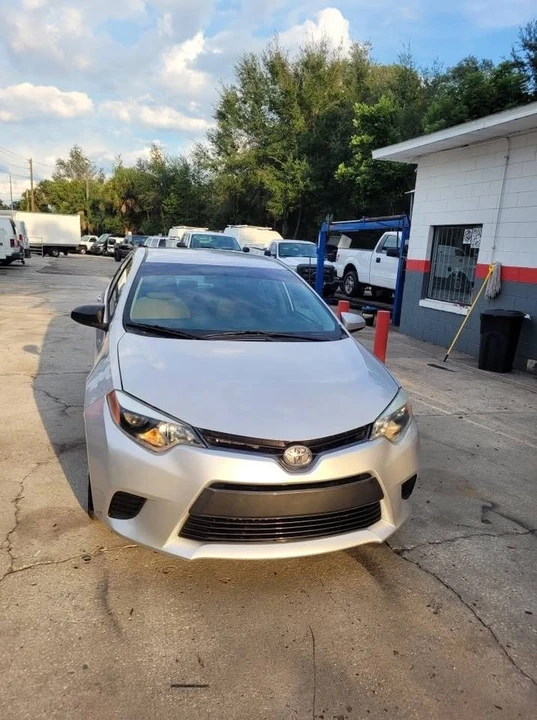 2015 Toyota Corolla 11th Gen - Image 3 of 12