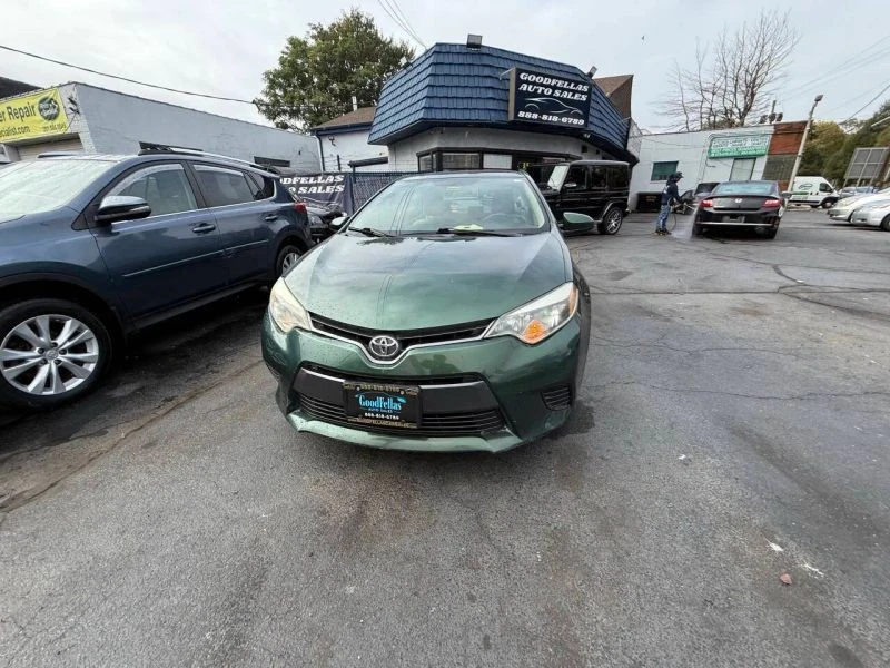 2015 Toyota Corolla 11th Gen - Image 2 of 12