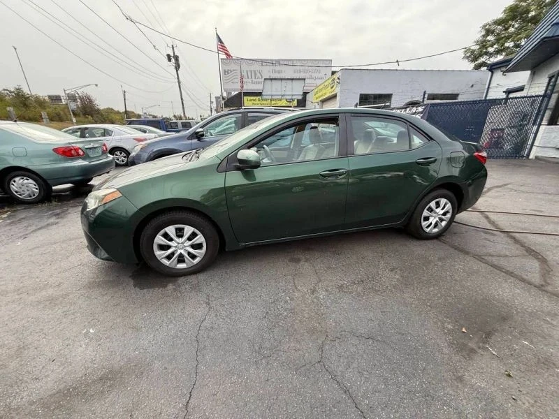 2015 Toyota Corolla 11th Gen - Image 6 of 12