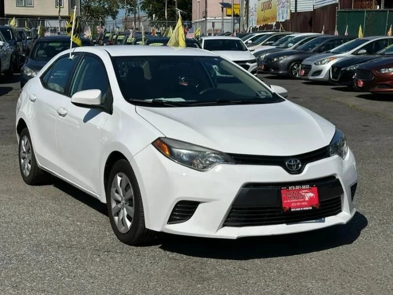 2015 Toyota Corolla 11th Gen - Image 3 of 12