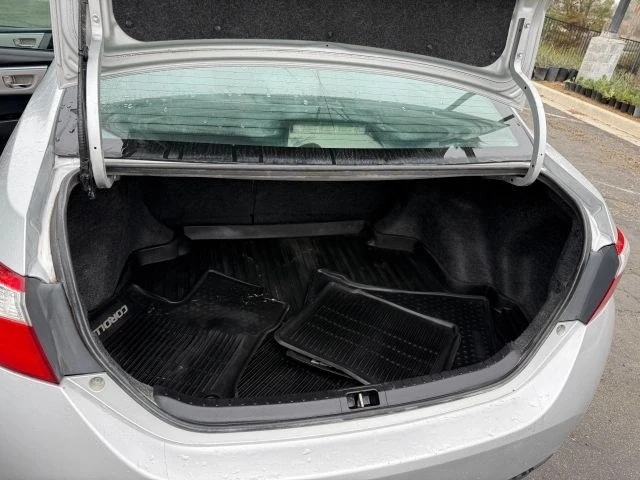 2015 Toyota Corolla 11th Gen - Image 15 of 21