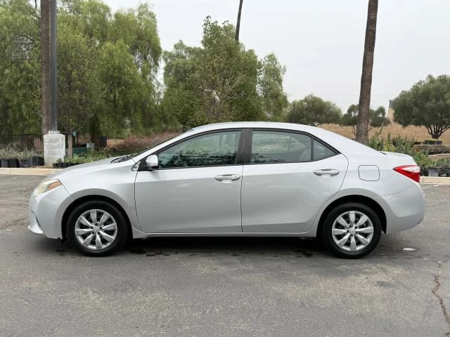 2015 Toyota Corolla 11th Gen - Image 9 of 21