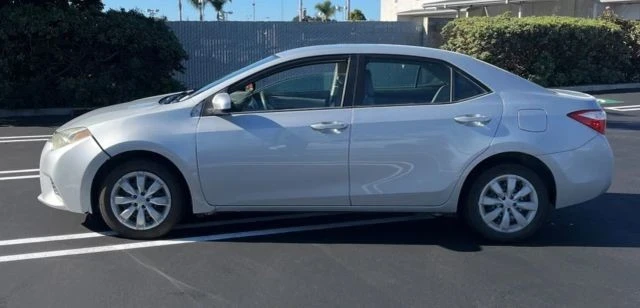 2015 Toyota Corolla 11th Gen - Image 2 of 8