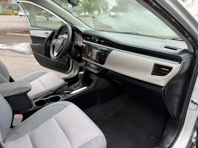2015 Toyota Corolla 11th Gen - Image 18 of 21