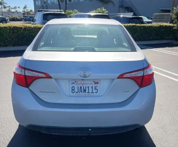 2015 Toyota Corolla 11th Gen - Image 4 of 8