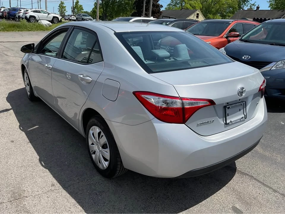 2015 Toyota Corolla 11th Gen - Image 5 of 20