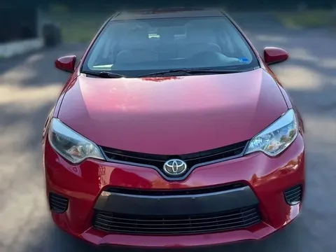 2015 Toyota Corolla 11th Gen - Image 2 of 18