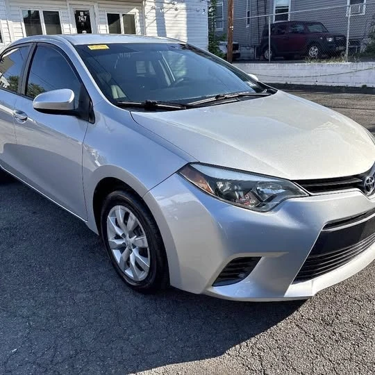 2015 Toyota Corolla 11th Gen - Image 1 of 1
