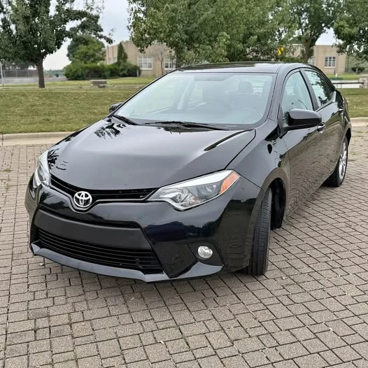 2015 Toyota Corolla 11th Gen - Image 1 of 1