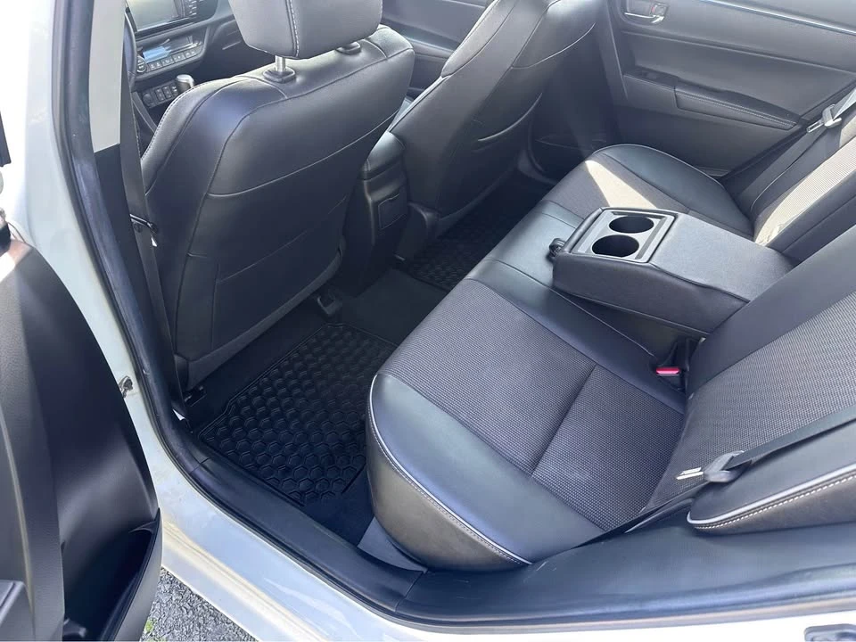 2015 Toyota Corolla 11th Gen - Image 14 of 15