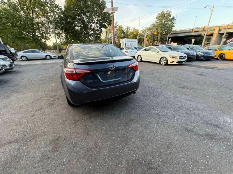 2015 Toyota Corolla 11th Gen - Image 10 of 12