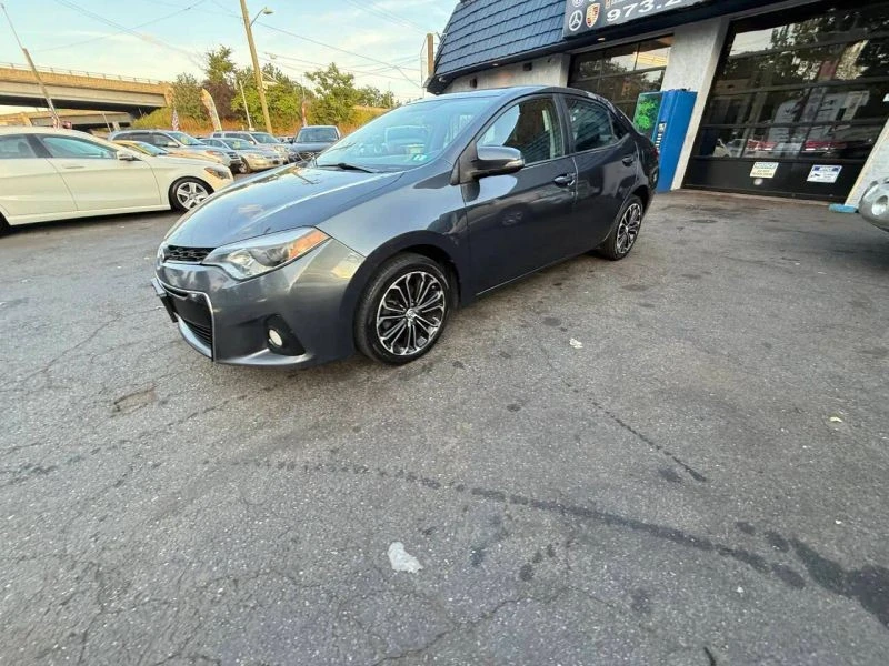 2015 Toyota Corolla 11th Gen - Image 5 of 12