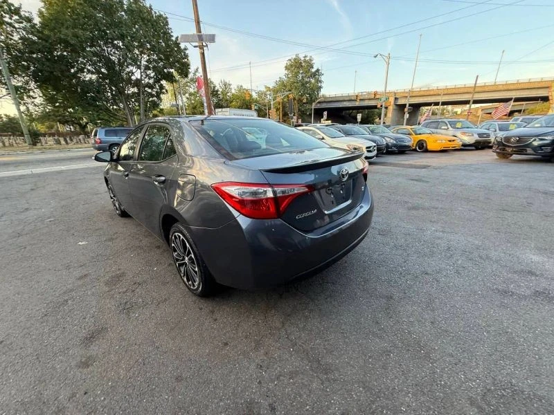 2015 Toyota Corolla 11th Gen - Image 9 of 12