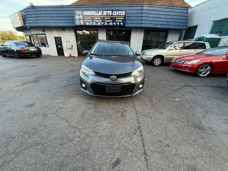 2015 Toyota Corolla 11th Gen - Image 2 of 12