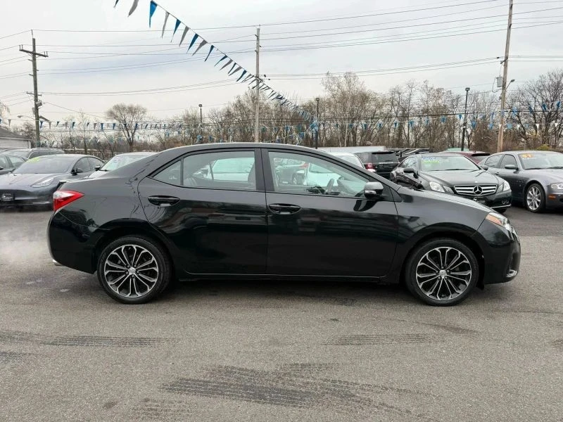 2015 Toyota Corolla 11th Gen - Image 11 of 12