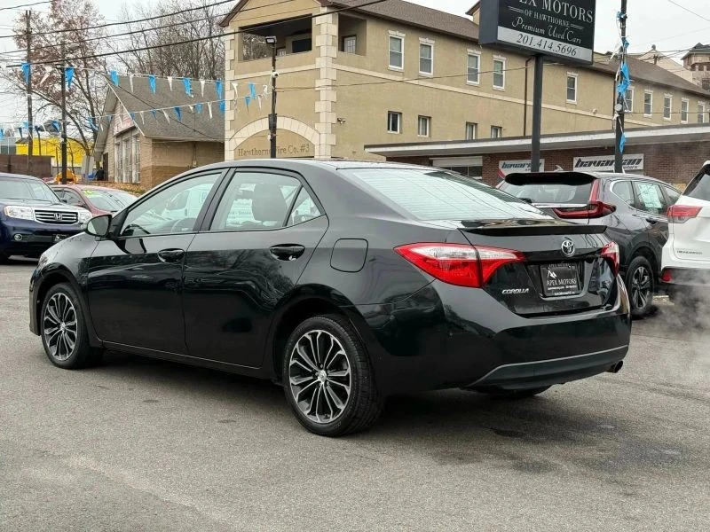 2015 Toyota Corolla 11th Gen - Image 5 of 12