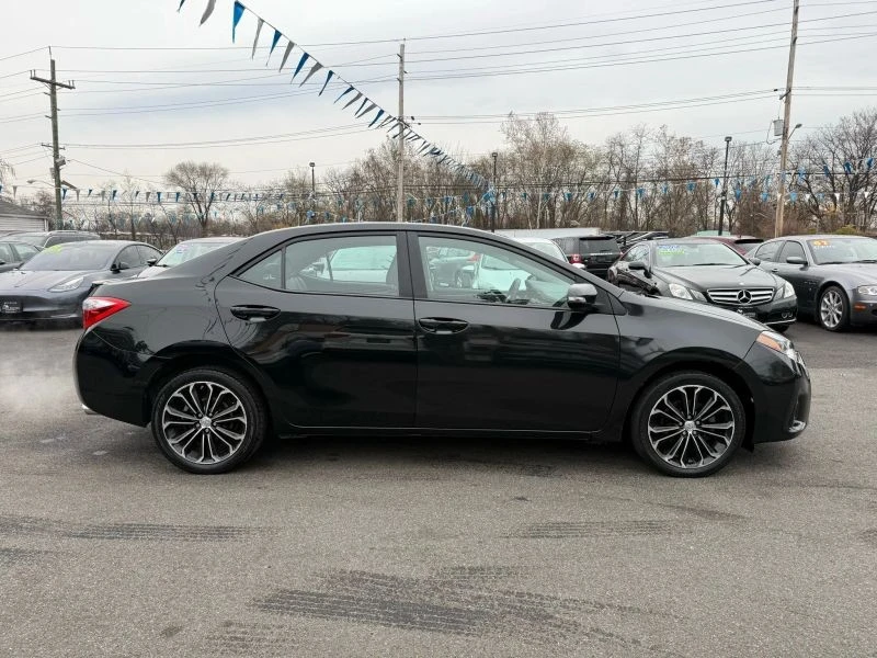 2015 Toyota Corolla 11th Gen - Image 11 of 12
