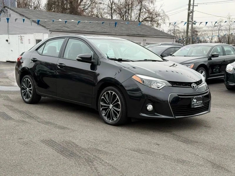 2015 Toyota Corolla 11th Gen - Image 3 of 12