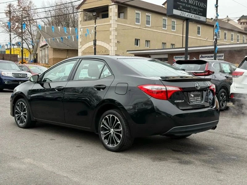 2015 Toyota Corolla 11th Gen - Image 5 of 12