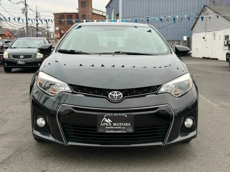 2015 Toyota Corolla 11th Gen - Image 2 of 12