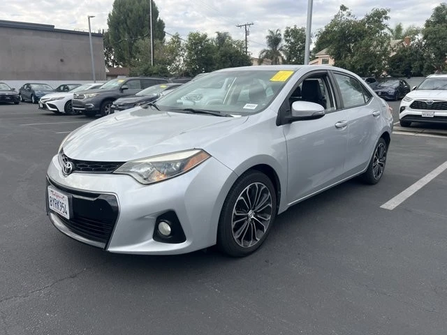 2015 Toyota Corolla 11th Gen - Image 2 of 9