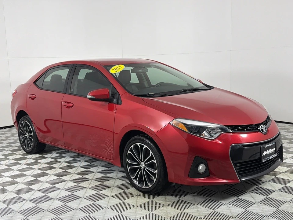 2015 Toyota Corolla 11th Gen - Image 3 of 12