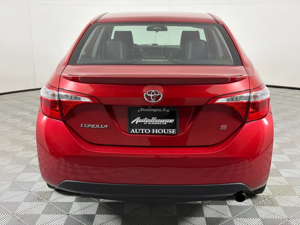 2015 Toyota Corolla 11th Gen - Image 5 of 12