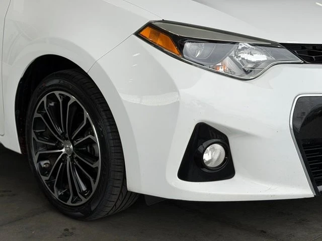2015 Toyota Corolla 11th Gen - Image 8 of 21