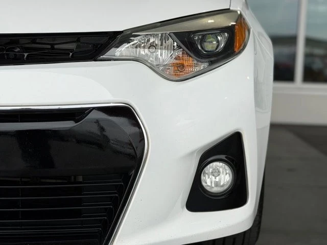 2015 Toyota Corolla 11th Gen - Image 5 of 21