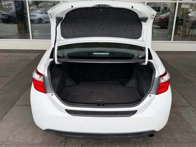 2015 Toyota Corolla 11th Gen - Image 15 of 21