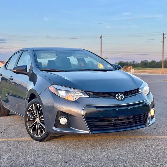 2015 Toyota Corolla 11th Gen - Image 1 of 1
