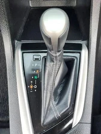 2015 Toyota Corolla 11th Gen - Image 15 of 21