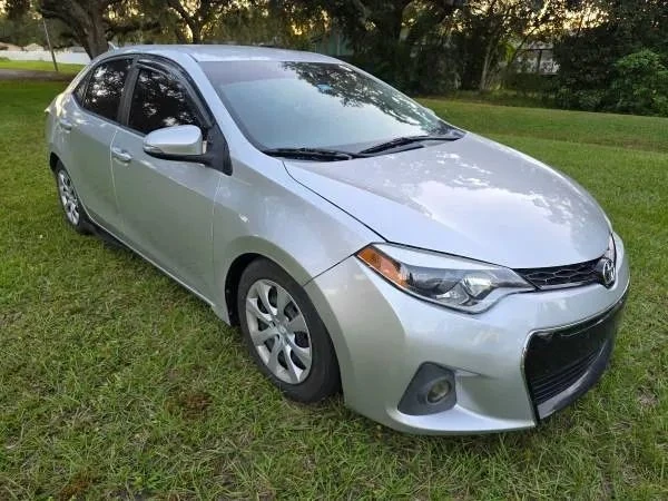 2015 Toyota Corolla 11th Gen - Image 3 of 21