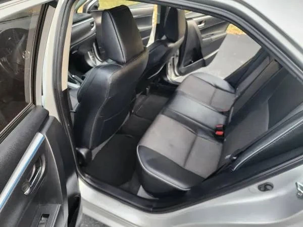 2015 Toyota Corolla 11th Gen - Image 18 of 21