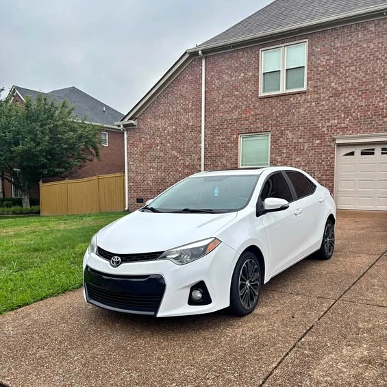 2015 Toyota Corolla 11th Gen - Image 1 of 1