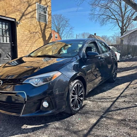 2015 Toyota Corolla 11th Gen - Image 1 of 1