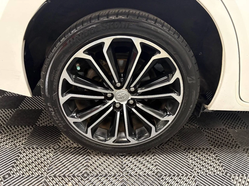 2015 Toyota Corolla 11th Gen - Image 12 of 12